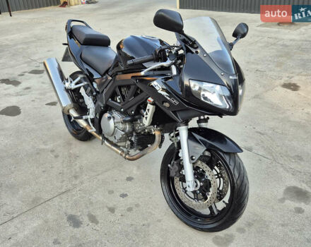 Черный Сузуки SV 650, объемом двигателя 0.65 л и пробегом 47 тыс. км за 3650 $, фото 1 на Automoto.ua