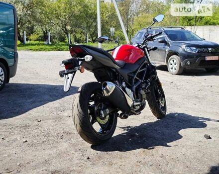 Червоний Сузукі SV 650, об'ємом двигуна 0.65 л та пробігом 11 тис. км за 6000 $, фото 4 на Automoto.ua