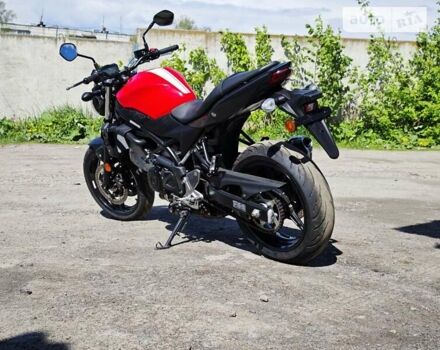 Червоний Сузукі SV 650, об'ємом двигуна 0.65 л та пробігом 11 тис. км за 6000 $, фото 2 на Automoto.ua