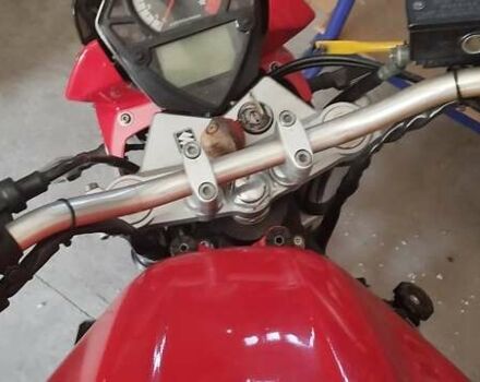 Червоний Сузукі SV 650, об'ємом двигуна 0.65 л та пробігом 35 тис. км за 4000 $, фото 1 на Automoto.ua