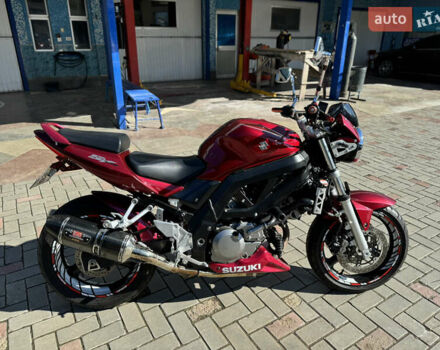Червоний Сузукі SV 650, об'ємом двигуна 0.65 л та пробігом 14 тис. км за 4000 $, фото 1 на Automoto.ua