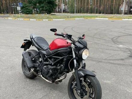 Сузуки SV 650 2016 в Ирпене на Automoto.ua Красный Сузуки SV 650, объемом двигателя 0.65 л и пробегом 29 тыс. км за 4999 $, фото 1 на Automoto.ua