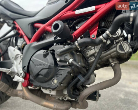 Сузуки SV 650, объемом двигателя 0.65 л и пробегом 33 тыс. км за 5500 $, фото 6 на Automoto.ua