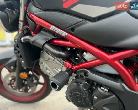 Сузуки SV 650, объемом двигателя 0.65 л и пробегом 33 тыс. км за 5500 $, фото 9 на Automoto.ua