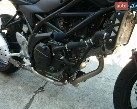 Сузуки SV 650, объемом двигателя 0.65 л и пробегом 16 тыс. км за 6300 $, фото 6 на Automoto.ua