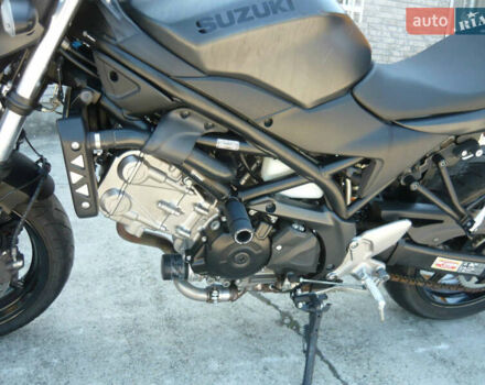 Сузуки SV 650, объемом двигателя 0.65 л и пробегом 16 тыс. км за 6300 $, фото 4 на Automoto.ua