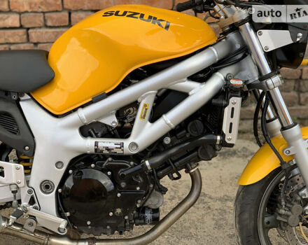 Желтый Сузуки SV 650, объемом двигателя 0.65 л и пробегом 23 тыс. км за 3000 $, фото 51 на Automoto.ua
