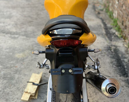Желтый Сузуки SV 650, объемом двигателя 0.65 л и пробегом 23 тыс. км за 3000 $, фото 5 на Automoto.ua