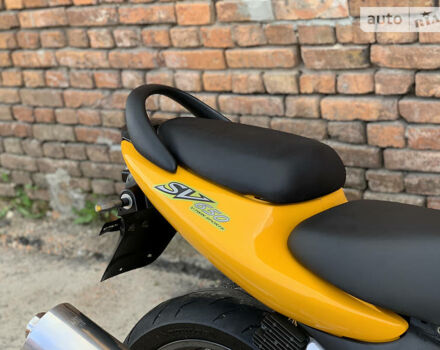 Желтый Сузуки SV 650, объемом двигателя 0.65 л и пробегом 23 тыс. км за 3000 $, фото 57 на Automoto.ua