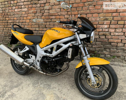 Желтый Сузуки SV 650, объемом двигателя 0.65 л и пробегом 23 тыс. км за 3000 $, фото 13 на Automoto.ua