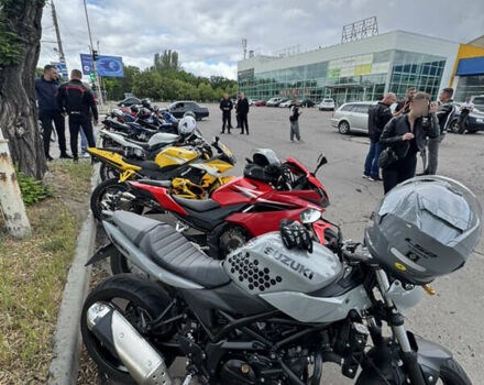 Серый Сузуки SV 650, объемом двигателя 0.65 л и пробегом 29 тыс. км за 6400 $, фото 10 на Automoto.ua
