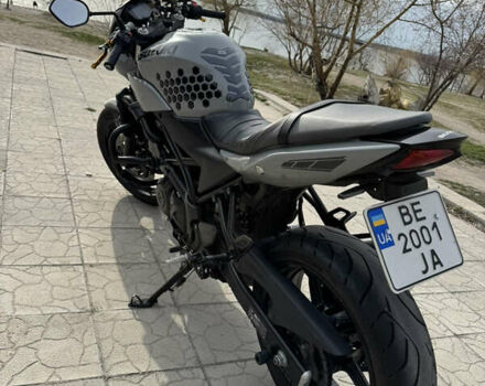 Серый Сузуки SV 650, объемом двигателя 0.65 л и пробегом 29 тыс. км за 6400 $, фото 3 на Automoto.ua