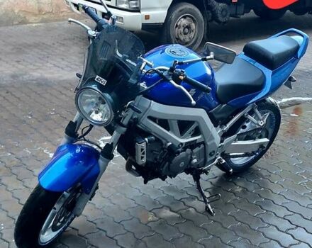 Синій Сузукі SV 650, об'ємом двигуна 0.65 л та пробігом 72 тис. км за 3500 $, фото 4 на Automoto.ua