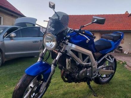 Синий Сузуки SV 650, объемом двигателя 0.65 л и пробегом 72 тыс. км за 3500 $, фото 1 на Automoto.ua