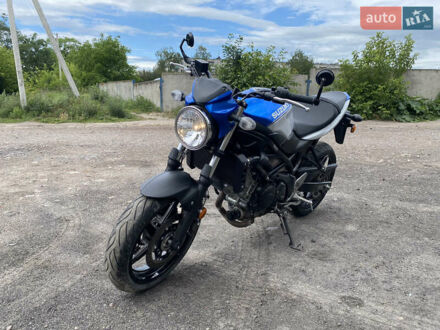 Синий Сузуки SV 650, объемом двигателя 0.65 л и пробегом 7 тыс. км за 7000 $, фото 1 на Automoto.ua