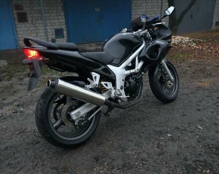 Сузуки SV 650S, объемом двигателя 0.65 л и пробегом 31 тыс. км за 2000 $, фото 4 на Automoto.ua