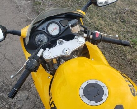 Сузуки SV 650S, объемом двигателя 0.65 л и пробегом 0 тыс. км за 3000 $, фото 1 на Automoto.ua