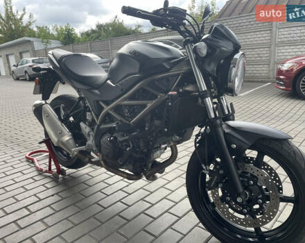 Черный Сузуки SV 650SF, объемом двигателя 0.65 л и пробегом 2 тыс. км за 6100 $, фото 8 на Automoto.ua