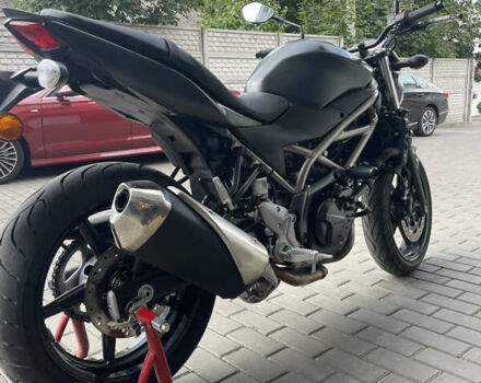 Черный Сузуки SV 650SF, объемом двигателя 0.65 л и пробегом 2 тыс. км за 6100 $, фото 1 на Automoto.ua