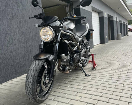 Черный Сузуки SV 650SF, объемом двигателя 0.65 л и пробегом 2 тыс. км за 6100 $, фото 4 на Automoto.ua
