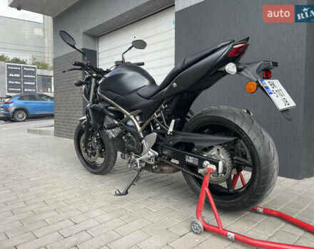 Черный Сузуки SV 650SF, объемом двигателя 0.65 л и пробегом 2 тыс. км за 6100 $, фото 2 на Automoto.ua