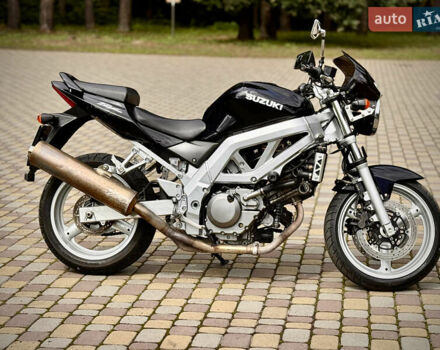Черный Сузуки SV 650SF, объемом двигателя 0.65 л и пробегом 26 тыс. км за 4950 $, фото 1 на Automoto.ua