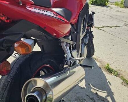 Красный Сузуки SV 650SF, объемом двигателя 0.65 л и пробегом 27 тыс. км за 3500 $, фото 10 на Automoto.ua