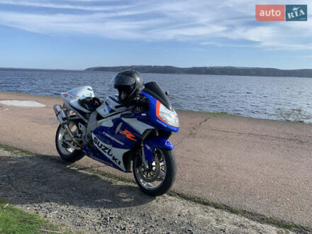 Сузукі TL 1000R 2000 у Борисполе на Automoto.ua Білий Сузукі TL 1000R, об'ємом двигуна 1 л та пробігом 40 тис. км за 6200 $, фото 1 на Automoto.ua