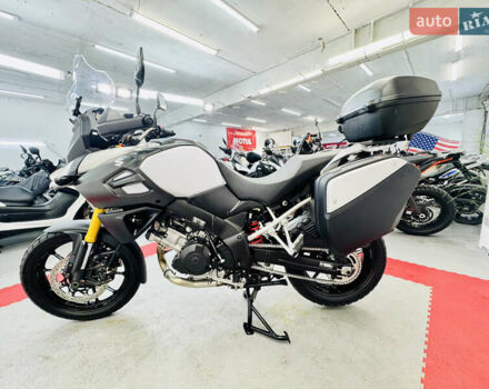 Білий Сузукі V-Strom 1000, об'ємом двигуна 1 л та пробігом 19 тис. км за 9000 $, фото 6 на Automoto.ua