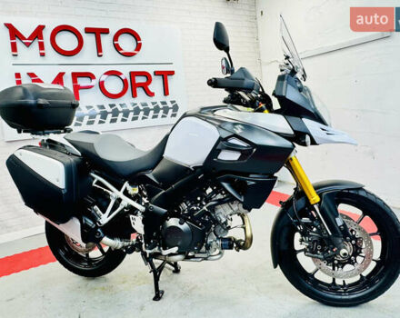 Білий Сузукі V-Strom 1000, об'ємом двигуна 1 л та пробігом 19 тис. км за 9000 $, фото 24 на Automoto.ua
