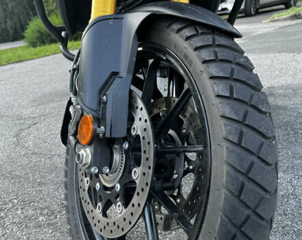 Бежевый Сузуки V-Strom 1000, объемом двигателя 1 л и пробегом 13 тыс. км за 10000 $, фото 8 на Automoto.ua