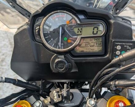 Бежевый Сузуки V-Strom 1000, объемом двигателя 1 л и пробегом 27 тыс. км за 8499 $, фото 8 на Automoto.ua