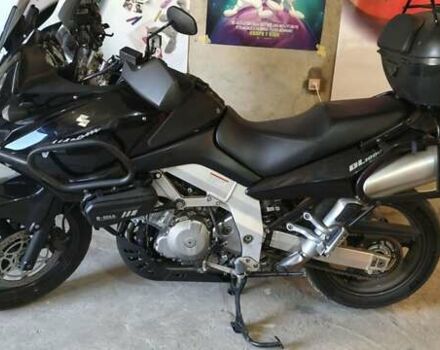 Черный Сузуки V-Strom 1000, объемом двигателя 1 л и пробегом 35 тыс. км за 6500 $, фото 3 на Automoto.ua
