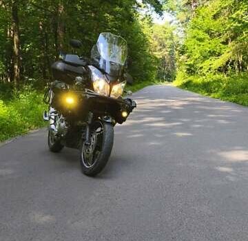 Черный Сузуки V-Strom 1000, объемом двигателя 1 л и пробегом 35 тыс. км за 6500 $, фото 5 на Automoto.ua