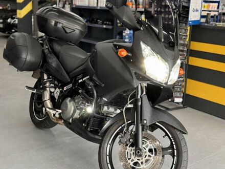 Сузуки V-Strom 1000 2006 в Кропивницком (Кировограде) на Automoto.ua Черный Сузуки V-Strom 1000, объемом двигателя 1 л и пробегом 98 тыс. км за 6600 $, фото 1 на Automoto.ua