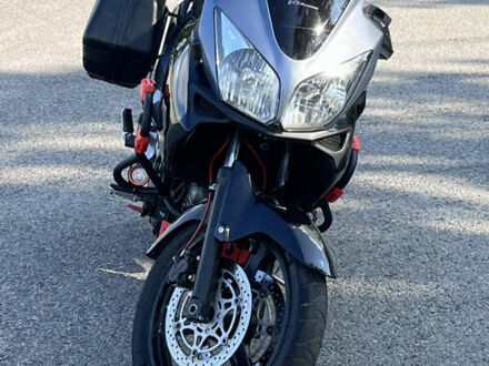 Черный Сузуки V-Strom 1000, объемом двигателя 1 л и пробегом 128 тыс. км за 4100 $, фото 1 на Automoto.ua