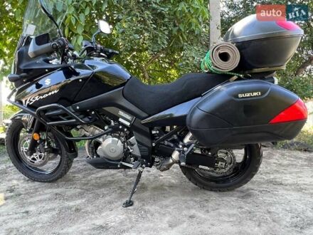 Сузукі V-Strom 1000 2012 у Подільськ (Котовськ) на Automoto.ua Чорний Сузукі V-Strom 1000, об'ємом двигуна 1 л та пробігом 30 тис. км за 6900 $, фото 1 на Automoto.ua