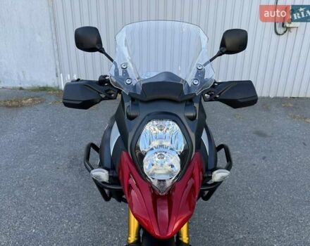 Сузуки V-Strom 1000 2016 в Днепре (Днепропетровске) на Automoto.ua Красный Сузуки V-Strom 1000, объемом двигателя 0 л и пробегом 14 тыс. км за 9300 $, фото 3 на Automoto.ua