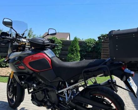 Красный Сузуки V-Strom 1000, объемом двигателя 1 л и пробегом 40 тыс. км за 9500 $, фото 4 на Automoto.ua
