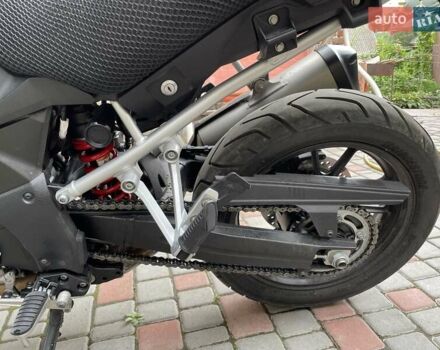 Красный Сузуки V-Strom 1000, объемом двигателя 1.04 л и пробегом 24 тыс. км за 8900 $, фото 6 на Automoto.ua