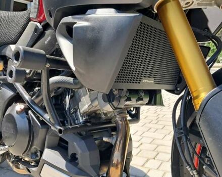 Красный Сузуки V-Strom 1000, объемом двигателя 1 л и пробегом 40 тыс. км за 9500 $, фото 7 на Automoto.ua