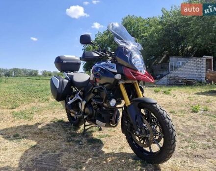 Красный Сузуки V-Strom 1000, объемом двигателя 0 л и пробегом 21 тыс. км за 7800 $, фото 1 на Automoto.ua