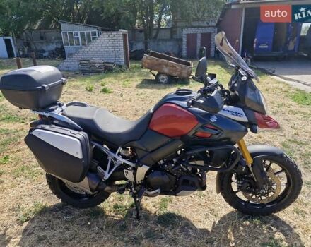 Красный Сузуки V-Strom 1000, объемом двигателя 0 л и пробегом 21 тыс. км за 7800 $, фото 5 на Automoto.ua