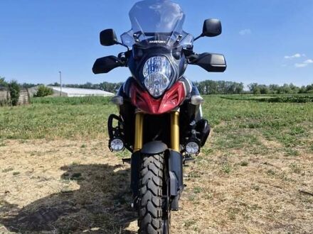 Сузуки V-Strom 1000 2016 в Покровском на Automoto.ua Красный Сузуки V-Strom 1000, объемом двигателя 0 л и пробегом 21 тыс. км за 7800 $, фото 1 на Automoto.ua