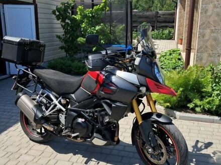 Сузуки V-Strom 1000 2017 в Житомире на Automoto.ua Красный Сузуки V-Strom 1000, объемом двигателя 1 л и пробегом 40 тыс. км за 9500 $, фото 1 на Automoto.ua