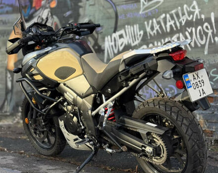 Сузуки V-Strom 1000, объемом двигателя 0 л и пробегом 13 тыс. км за 10000 $, фото 3 на Automoto.ua