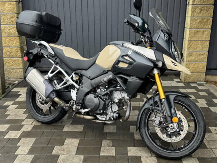 Сузуки V-Strom 1000, объемом двигателя 1 л и пробегом 4 тыс. км за 9200 $, фото 1 на Automoto.ua