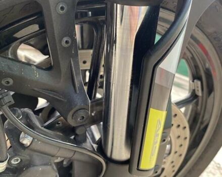 Желтый Сузуки V-Strom 1000, объемом двигателя 1 л и пробегом 17 тыс. км за 12000 $, фото 13 на Automoto.ua