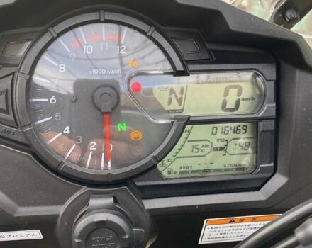 Желтый Сузуки V-Strom 1000, объемом двигателя 1 л и пробегом 17 тыс. км за 12000 $, фото 2 на Automoto.ua