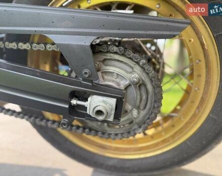 Желтый Сузуки V-Strom 1000, объемом двигателя 1.04 л и пробегом 16 тыс. км за 9500 $, фото 8 на Automoto.ua